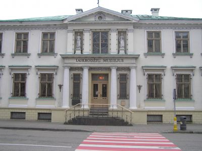 160